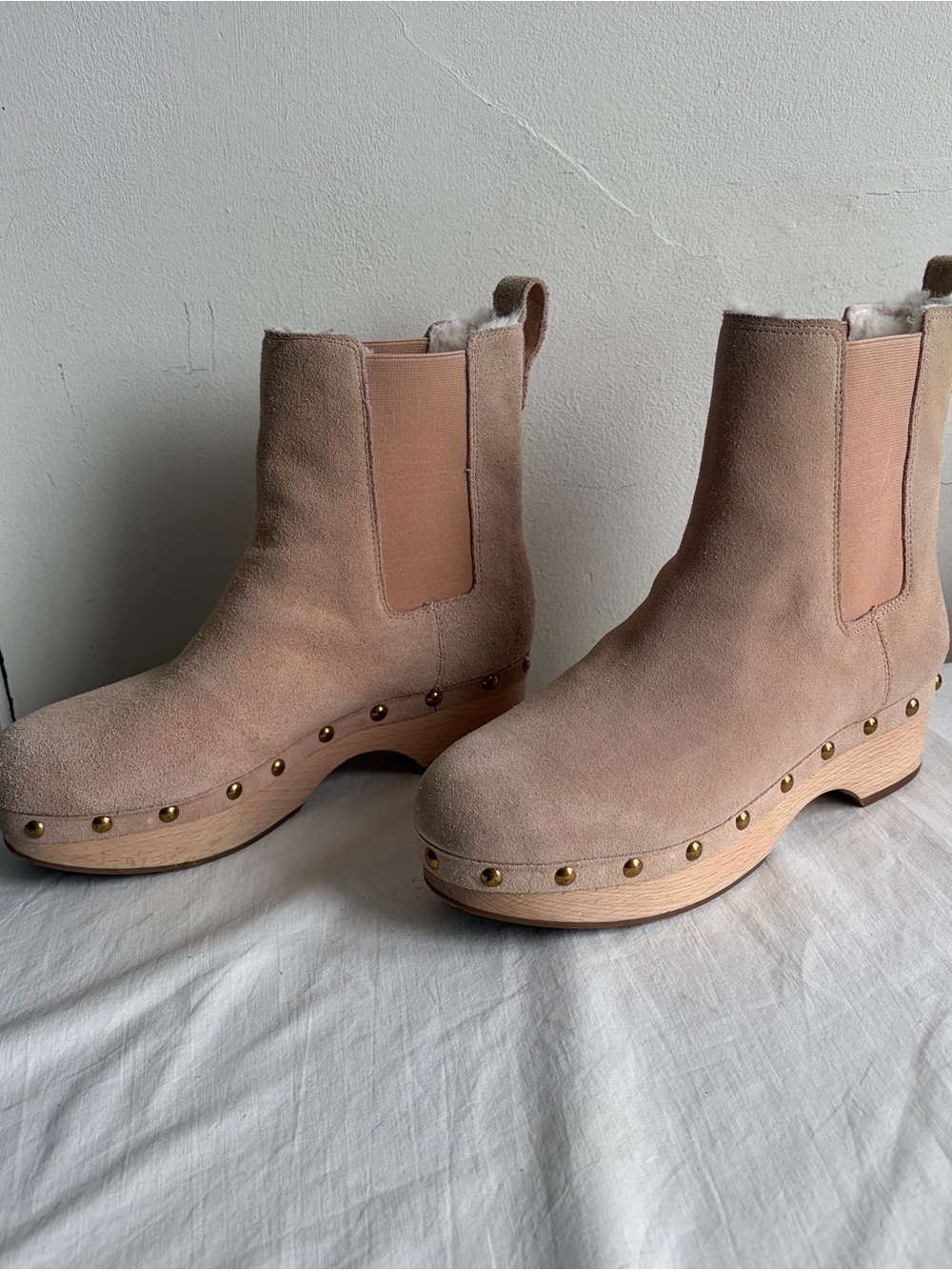 J. Crew Chelsea Suede Faux Fur Lined Wooden Clog Boots Size 7-5
